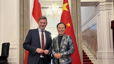 Leobens Bürgermeister Kurt Wallner stattete Qi Mei, der chinesischen Botschafterin in Wien, einen Besuch ab
