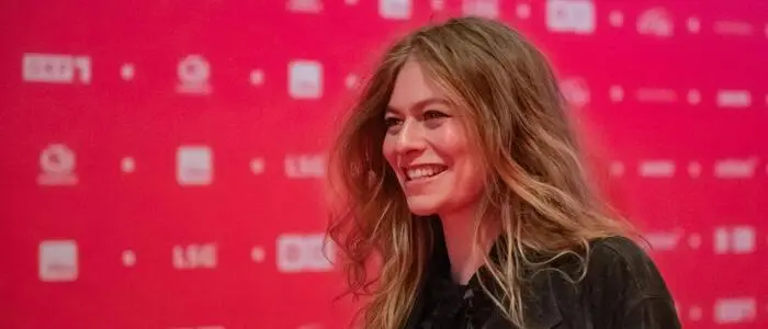 Zoë Straub, hier bei den Amadeus Austrian Music Awards heuer in Wien, spielt nun in „Dark Vertigo“ mit