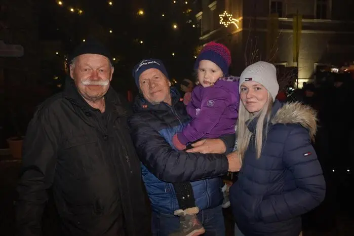 Große und kleine Besucher sahen sich den Lauf am Hauptplatz in Gmünd an