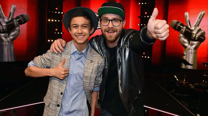 Mark Forster (r.) mit dem steirischen Voice-Kids-Sieger Lukas