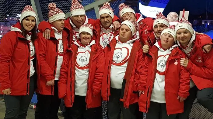 Mit der fulminanten Eröffnungsfeier begann für die acht Athleten der Lebenshilfe Hartberg und ihre Betreuer das Abenteuer Special Olympics World Winter Games in der Steiermark.