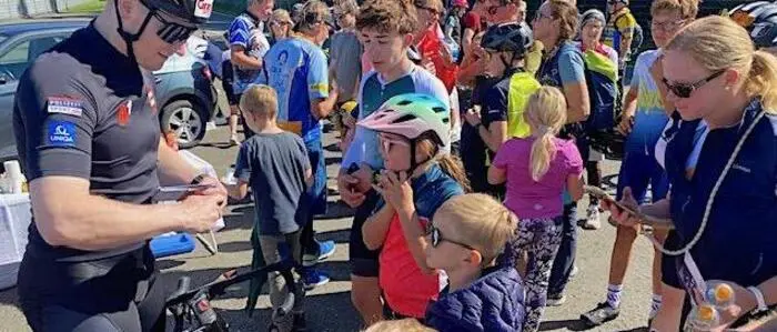 Natürlich holten sich die Fans auch Autogramme von ihrem Idol