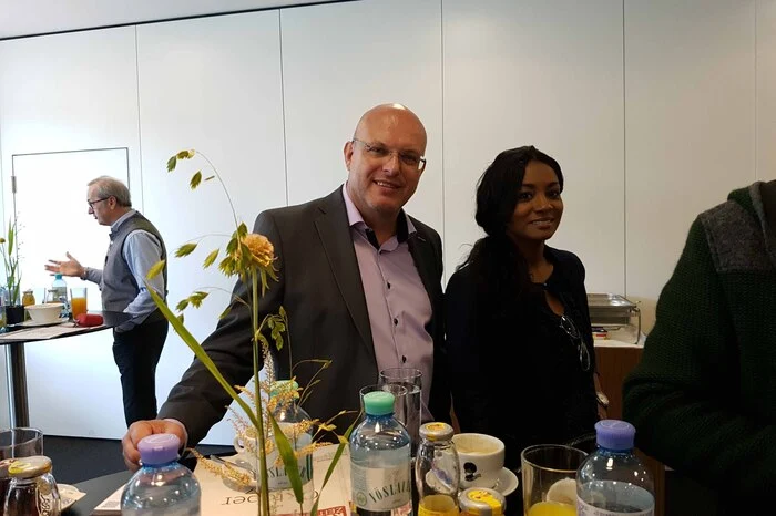 Klicken Sie sich durch die Bilder des Wirtschaftsfrühstückes!