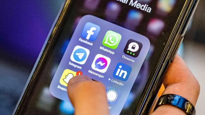 Junge Leute sind gefragt, die sich mit dem Thema Smartphone bestens auskennen