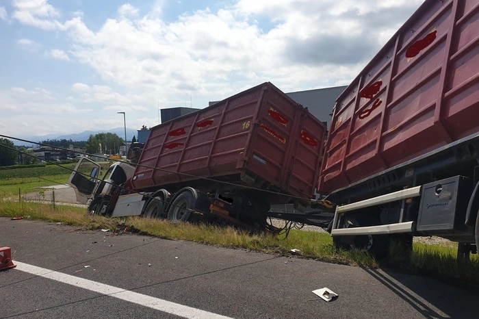 Bilder vom Unfallort.