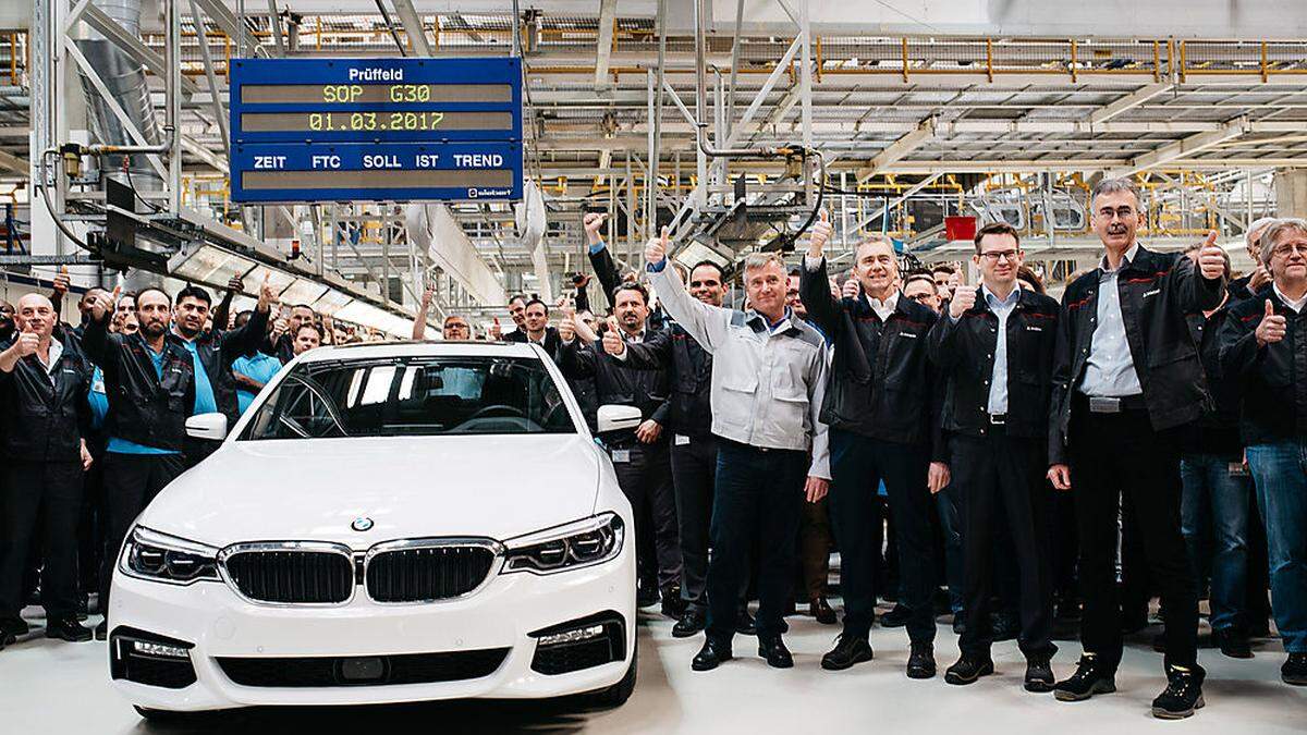 Der erste 5er BMW ist bei Magna in Graz vom band gelaufen