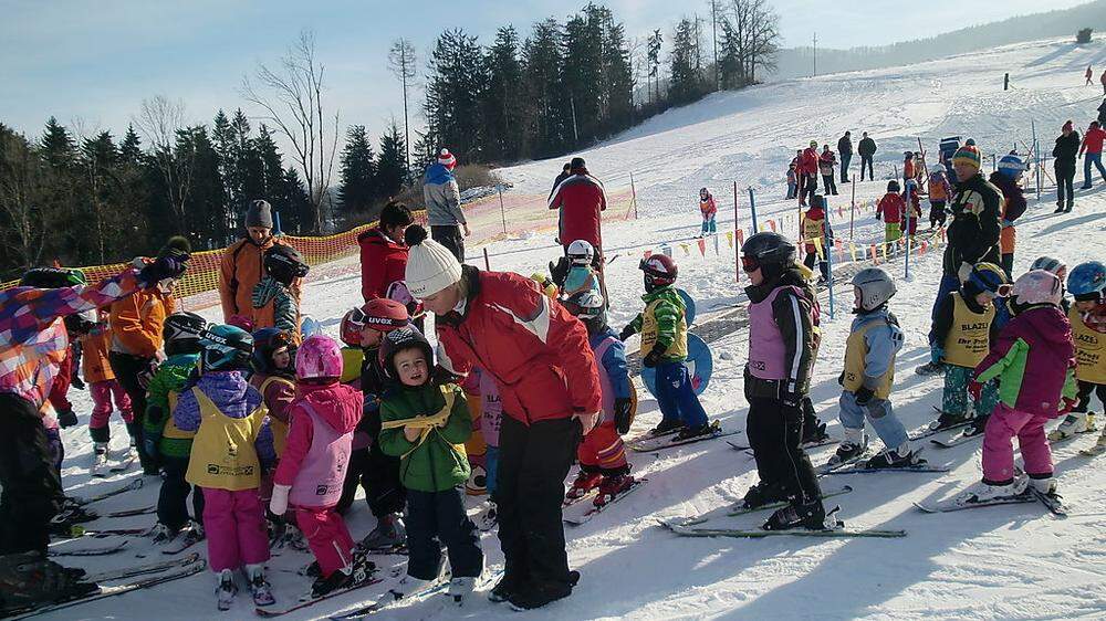 Große Hoffnung: Dass im Tal der Lift für die Kinder bleibt, damit sie weiter auf der Petzen Skifahren lernen können