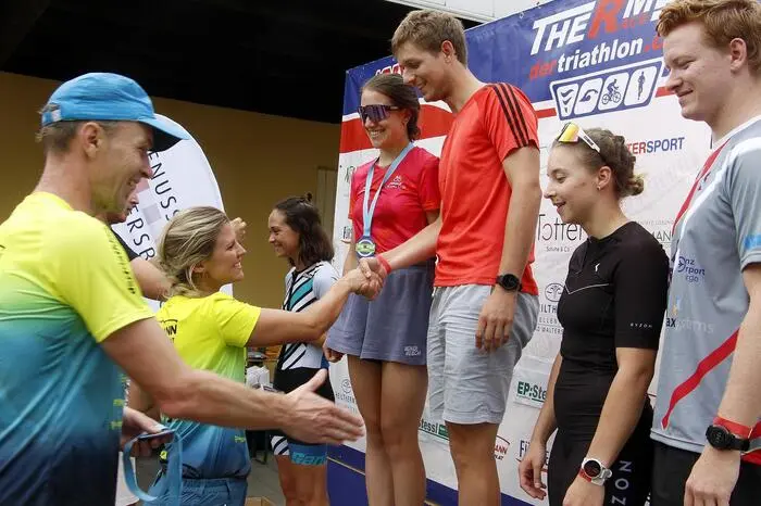 Den frisch gebackenen Landesmeistern gratulierte Markus Ressler, Vizepräsident des Steirischen Triathlon-Verbandes.