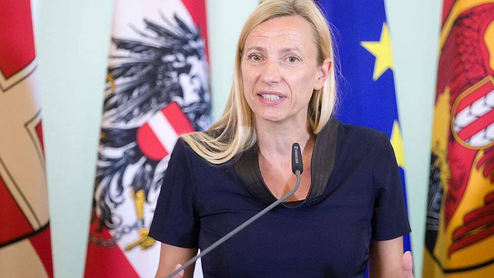 Frauenministerin Juliane Bogner-Strauß (ÖVP)