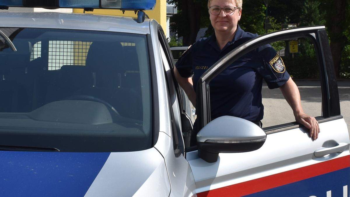 Kontrollinspektorin Barbara Haschei ist als Polizei-Kommandantin im Bezirk Pionierin