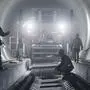 Mehrere Männer in einer Tunnel-Baustelle