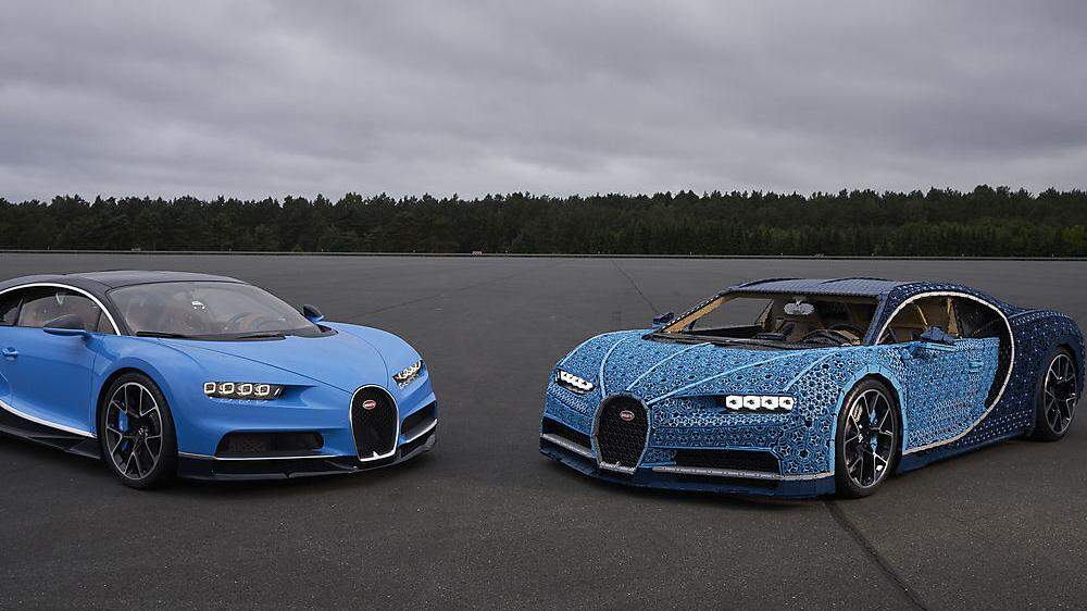 Links: Das Original; Rechts: Der Lego-Bugatti