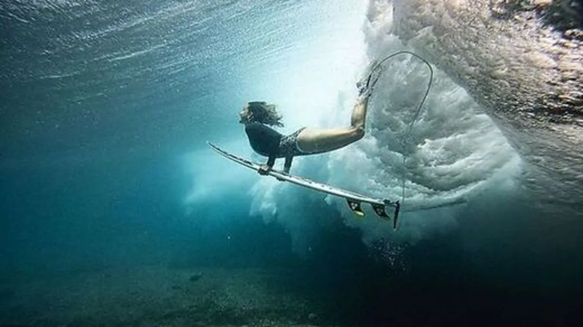 Surferin Maya Gabeira