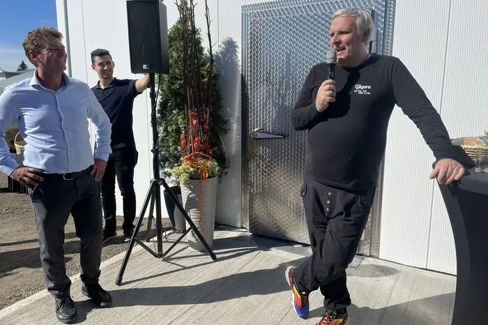 Jan Bredack, CEO von Veganz, erzählte über die Geschichte des Unternehmens.