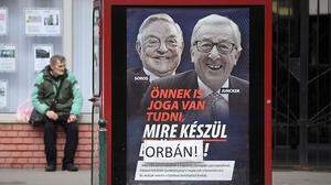 Das umstrittene Wahlplakat der ungarischen Regierungspartei Fidesz 