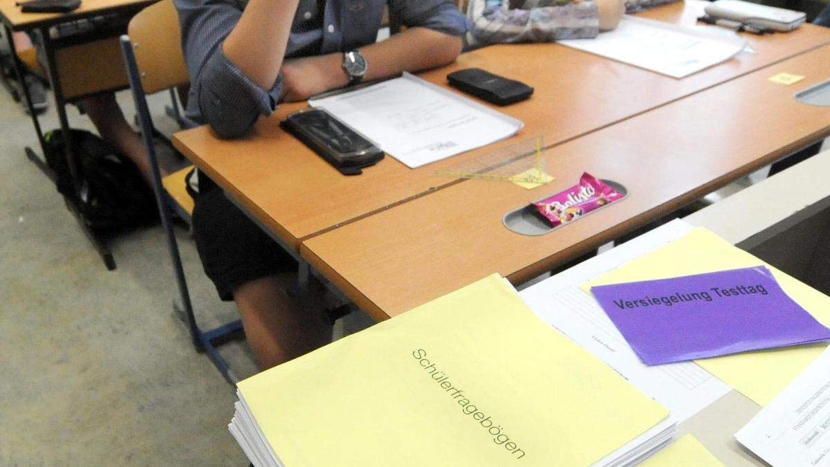 Kopfzerbrechen nicht nur bei Schülern: Direktoren stehen vor immer mehr Aufwand
