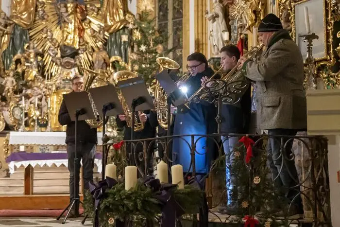 Die Musiker des Bürgerkorps Straßburg, Leitung Michael Dörflinger. 