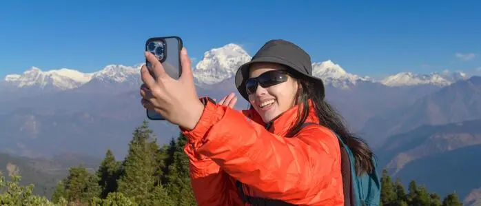 Das Handy kann am Berg eine große Hilfe sein, man sollte sich jedoch nicht zu hundert Prozent darauf verlassen (Sujetbild)