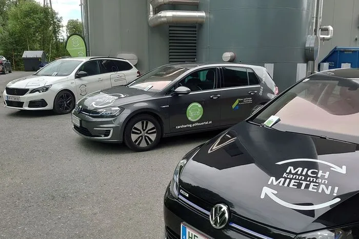 Das Ziel der steiermarkweiten Veranstaltung: Erneuerbare Energieerzeuger vor den Vorhang zu holen und zu zeigen, was alles unternommen wird, um die Energiewende voranzutreiben. Klicken Sie sich durch weitere Eindrücke aus den verschiedenen Energie-Regionen!