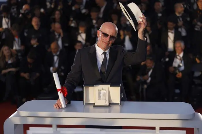 Für sein Musical „Emilia Pérez“ erhielt der Franzose Jacques Audiard den Preis der Jury.