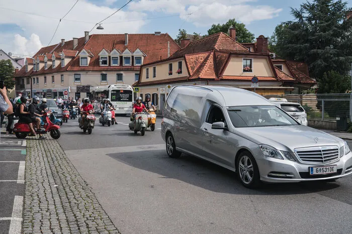 Es solle laut sein und knallen, hieß es im Vorfeld. Das hätte Franz Maitz sicher gefallen.