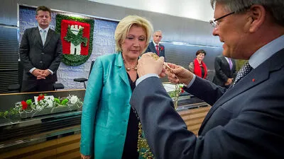 Bürgermeisterkette für Maria-Luise Mathischitz
