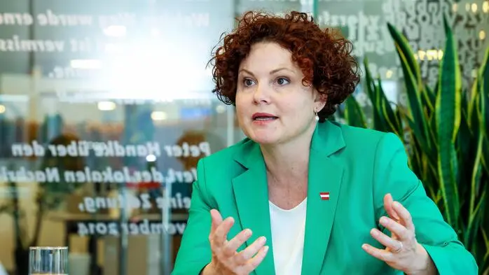 Staatssekretärin Elisabeth Zehetner