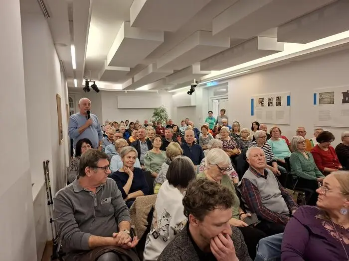 Aus dem Publikum kamen einige Fragen. 