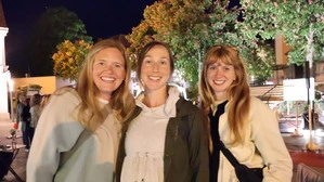 Besucherinnen bei der langen Einkaufsnacht in Gleisdorf