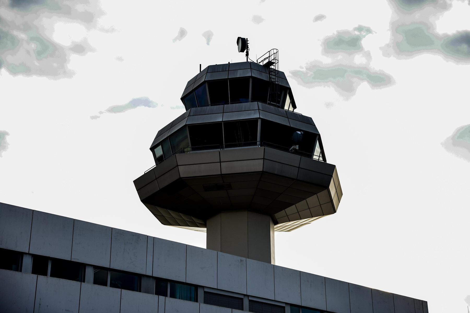 Flughafen Klagenfurt: SPÖ fällt „aus allen Wolken“, ÖVP macht andere für Scherbenhaufen verantwortlich