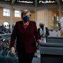 Nur noch auf Besucher-Tribüne: Noch-Kanzlerin Angela Merkel