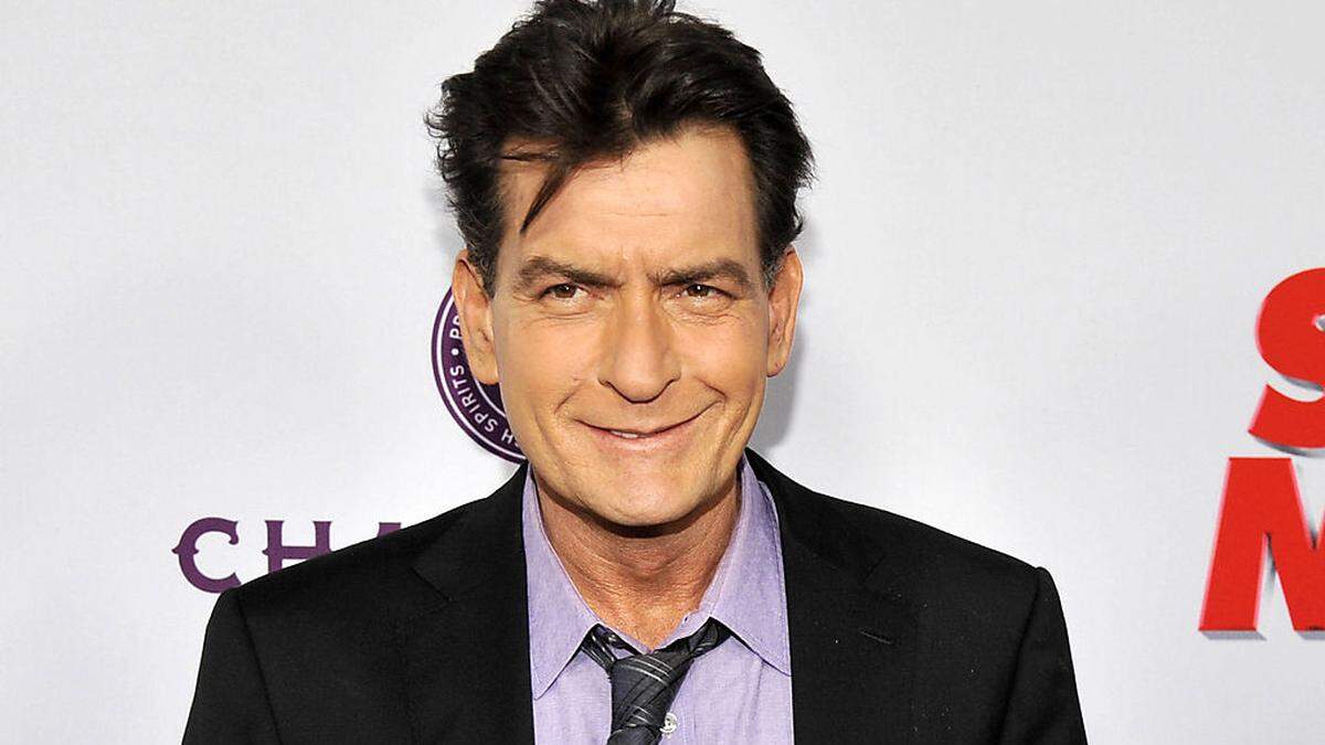 Das Lachen wird ihm bald vergehen. Charlie Sheen wird nun auch von Amercian Express verklagt