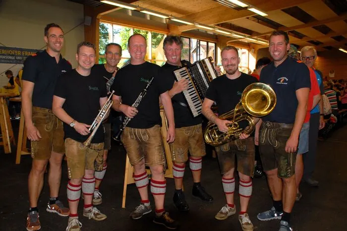 Den krönenden Abschluss des gut besuchten Wandertags bildete ein gemütliches Beisammen sein mit Musik von "Styria Consort".  