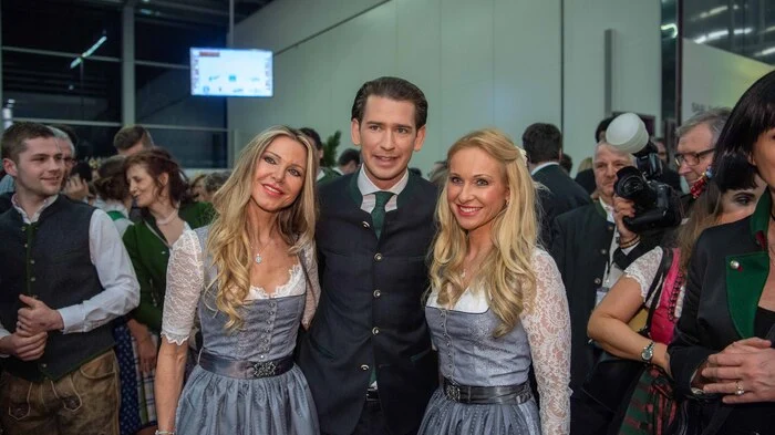 Der steirische Bauernbundball feierte heuer seinen 70. Geburtstag. Unter den Ehrengästen hat sich fast die halbe Bundesregierung angesagt – darunter auch Sebastian Kurz, den verglichen mit dem Opernball ein Kontrastprogramm erwartete.