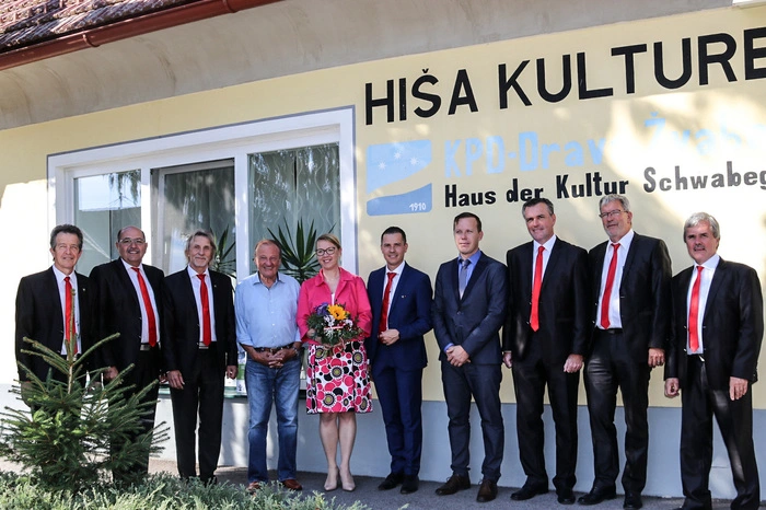 Hoher Besuch war angesagt: Die slowenische Ministerin Helena Jaklitsch und der slowenische Konsul in Kärnten, Matej Kramberger mit Ehefrau.
