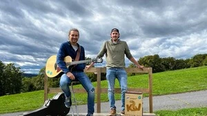 Andreas Schlintl und Gernot Resch bilden das Musikerduo „2kw“