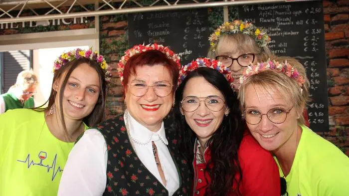 Am vergangenen Sonntag wurde wieder zum Herbstfest der Mooskirchner Winzer auf den Marktplatz eingeladen.