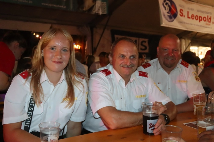 Zahlreiche Feuerwehrkameraden aus dem Bezirk kamen zum Fest der FF St. Margarethen.