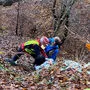 Die Verunfallte konnte sich nicht mehr alleine aus der misslichen Lage befreien und musste gerettet werden