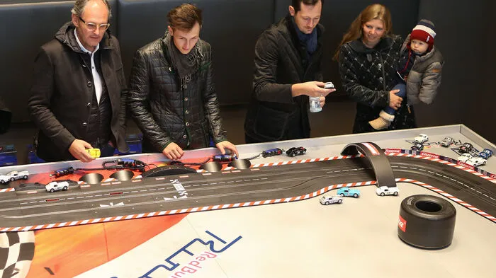 Nach Salzburg und Graz hob der "BTU-Nightflight", ein Firmenevent der "Reiserei", am Mittwoch erstmals am Red-Bull-Ring in Spielberg statt.