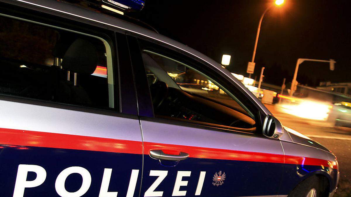 Polizei im Nachteinsatz