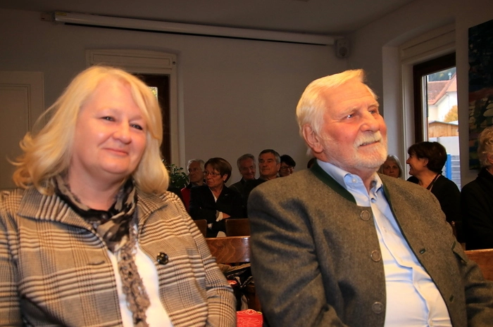 Die Besucher dankten mit begeistertem Applaus.  