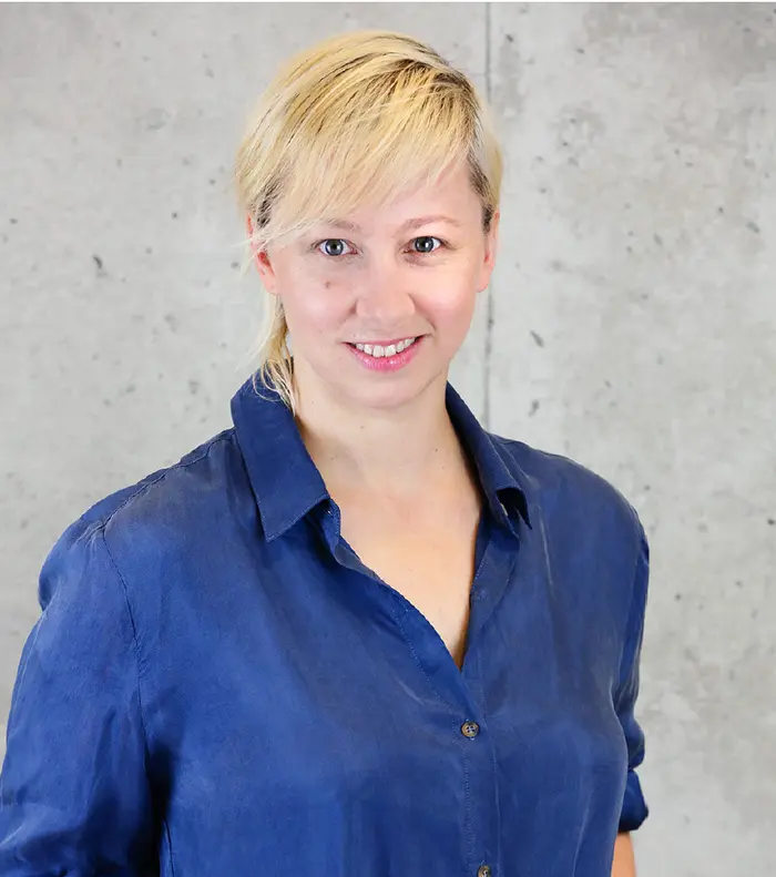 Choreografin Katharina Christl begleitet das Labor im Domenig Steinhaus