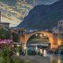 Der Wiederaufbau der Brücke von Mostar gilt als das Heilen der Wunden nach dem Krieg