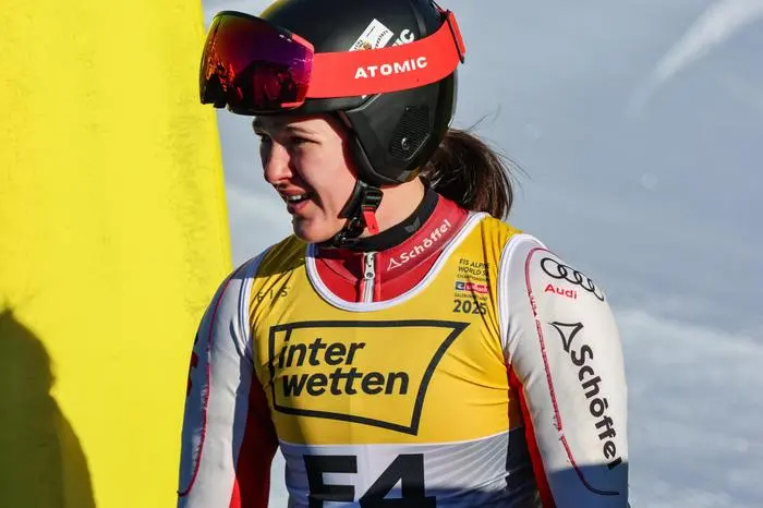 SAALBACH,AUSTRIA,05.FEB.25 - ALPINE SKIING - FIS Alpine World Ski Championships Saalbach 2025, downhill training, ladies. Image shows forerunner Carmen Spielberger .
Photo: GEPA pictures/ Hans Oberlaender
