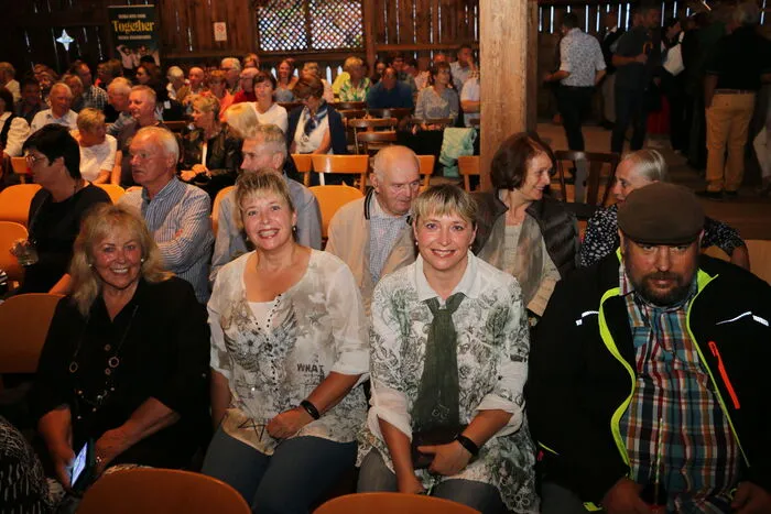 Das Publikum war begeistert: Maria Kemmer, Michelle Kemmer, Gabriele Kemmer und Helmut Kemmer