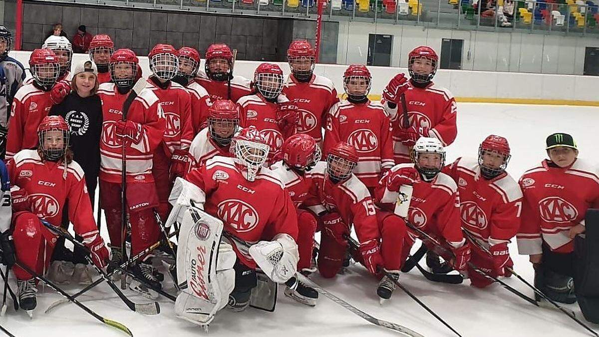 Die U13 der Rotjacken feierte drei Siege in Tschechien