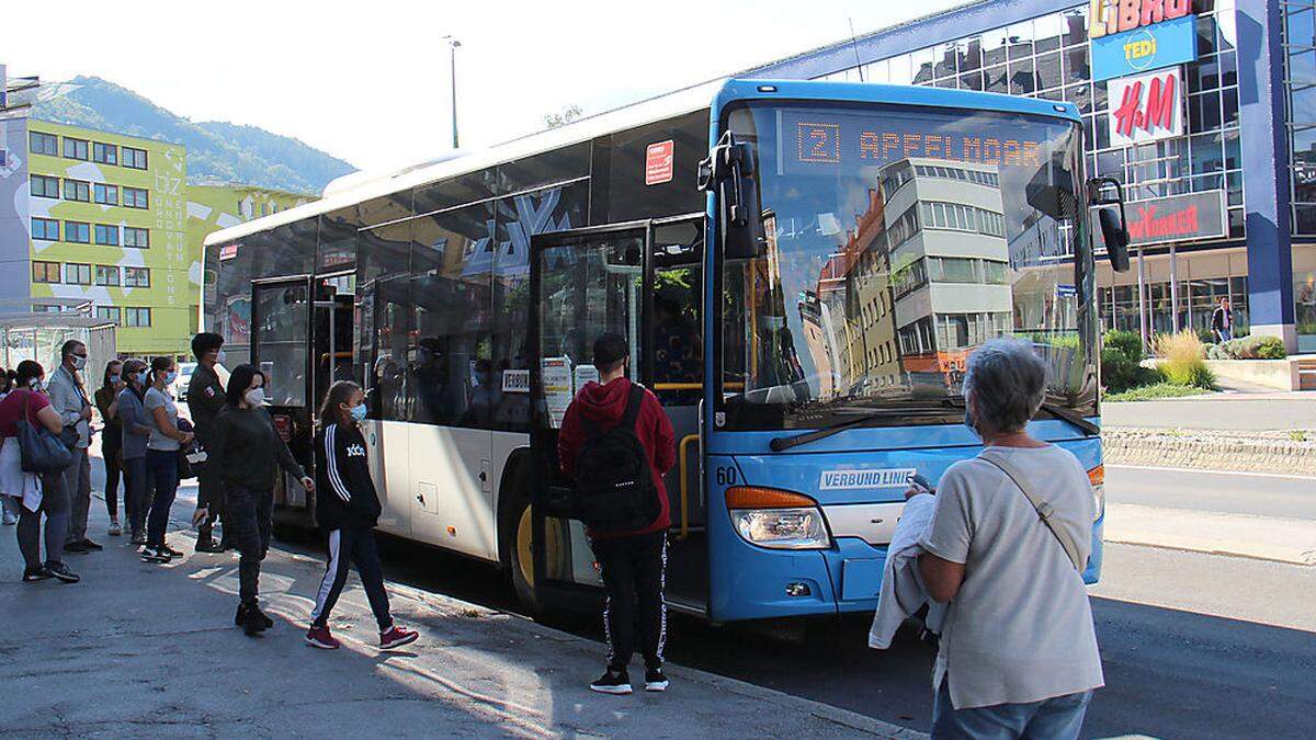 Die MVG reagiert auf die überfüllten Schülerbusse