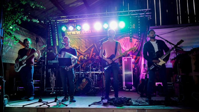 Am 20. und 21. Mai standen in Kulm am Zirbitz gute Musik und vor allem eine Menge Spaß auf dem Programm. Durch die Band "SchwoazStoaner" waren volle Tanzböden und gute Laune vorprogrammiert.