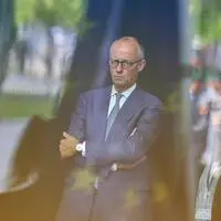 Der deutsche Kanzler Friedrich Merz ist angezählt, will aber weiter kämpfen